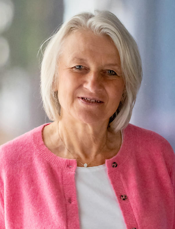 Dr. Birgit Friedel